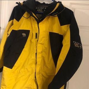 Mt hardwear shell jacket